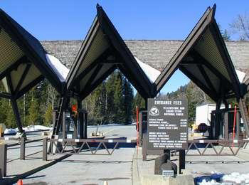 East Entrance to Yellowstone National Park by NPS Photo