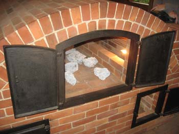 Oven used to cook Potash to make Pearl ash